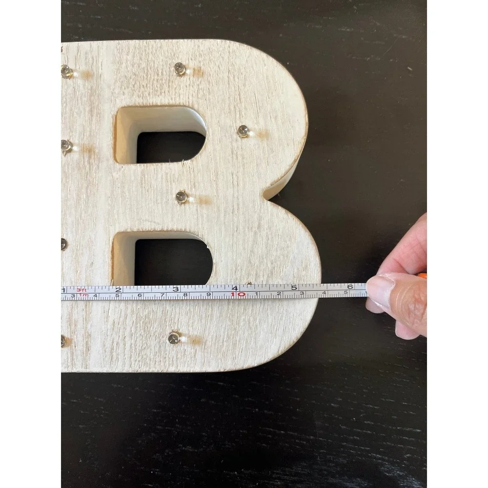 (1) Light Up Wooden Letter 